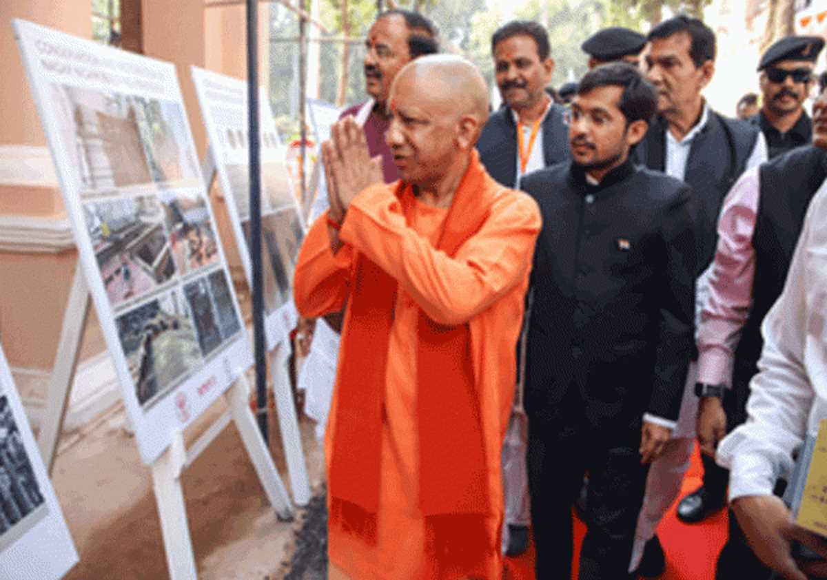 महाकुंभ 2025 : ग्राउंड जीरो पर उतारी गई अधिकारियों की टीम